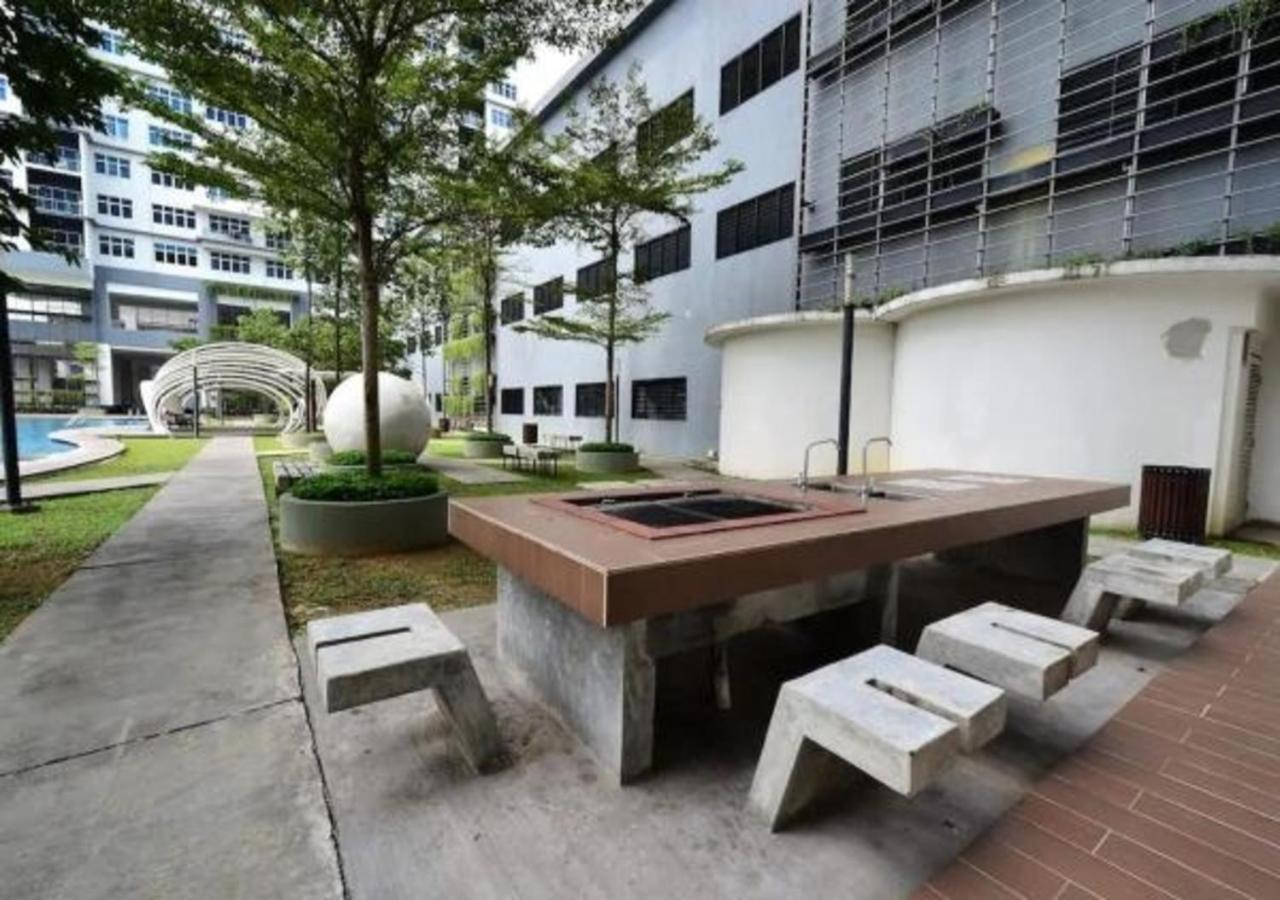 Puchong Skypod Residence, 1-5 Pax Cozy Unit, Walking Distance To Ioi Mall, 10Min Drive To Sunway Экстерьер фото